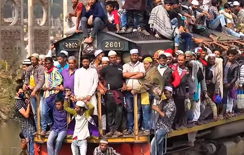 バングラデッシュの電車